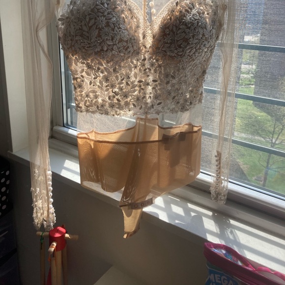 Bridal top - Picture 2 of 9